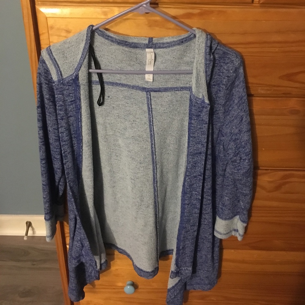 Cardigan - Picture 1 of 3